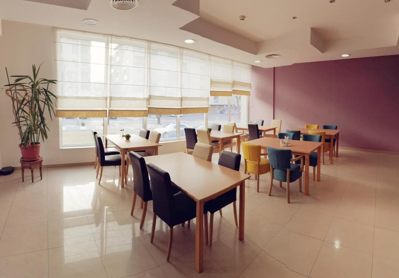 Student Hotel Mostar Bagian luar foto